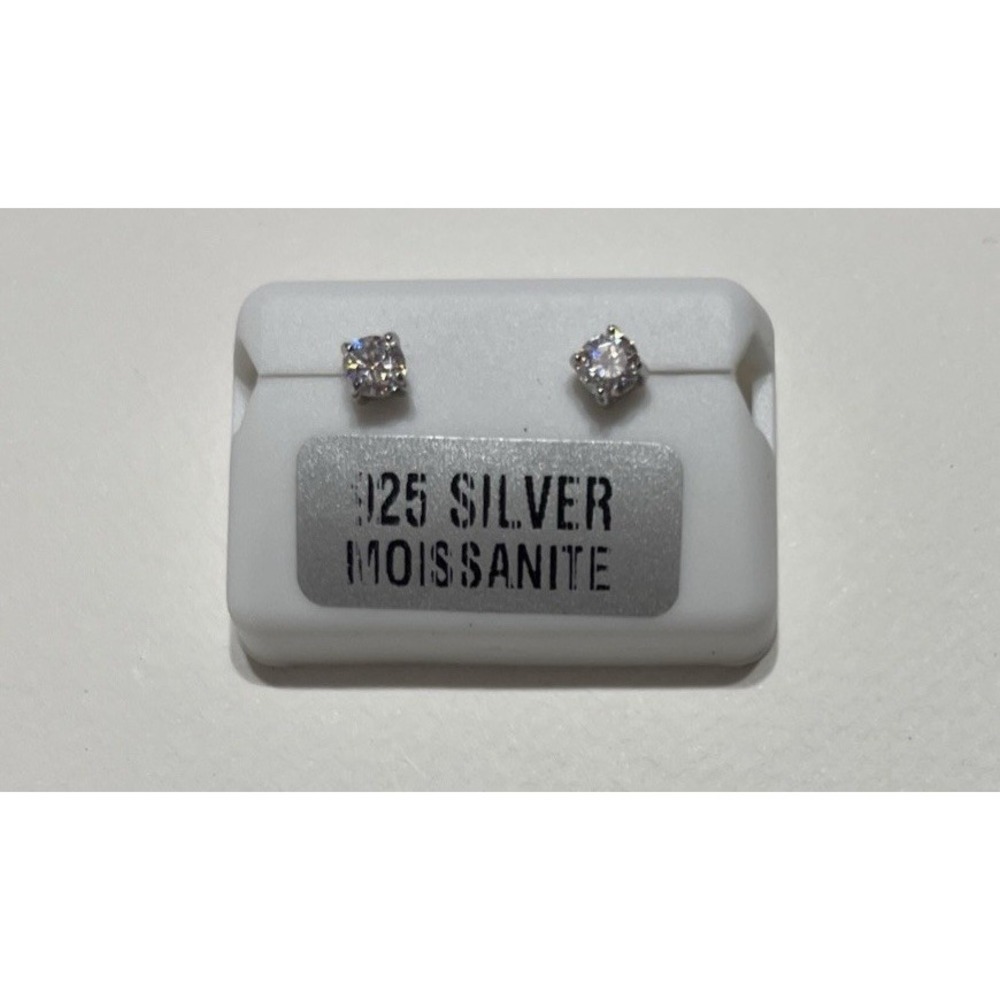 Sterling‎ Silver 925 Moissanite .5 Carat TW NWT Stud Earrings, screw back